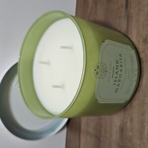 Island Margarita B&BW White Barn 3Wick Candle Candle Day LE New Msrp $27